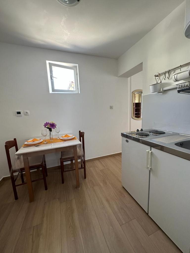Morosini Apartments Biograd Na Moru Esterno foto