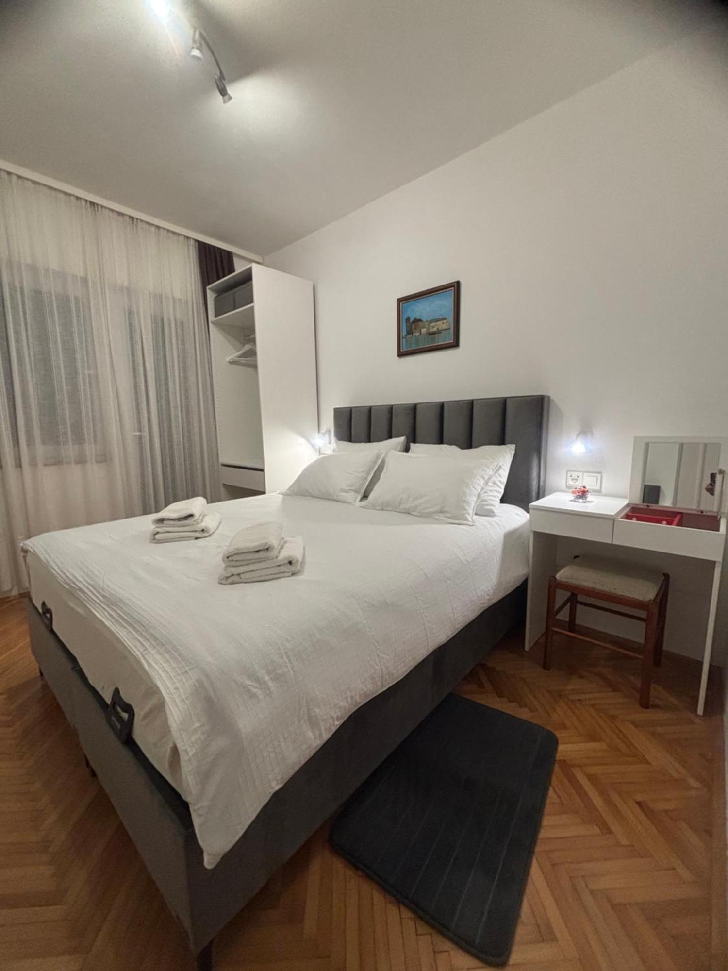 Morosini Apartments Biograd Na Moru Esterno foto